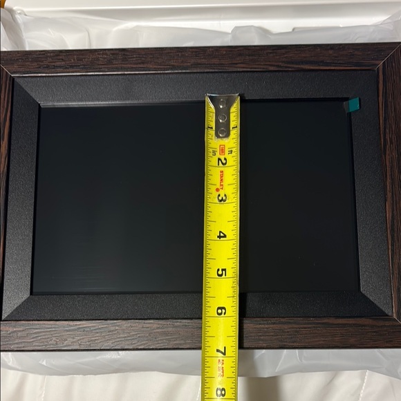 Kodak Classic Photo Frame 10 inch Wi-Fi Enabled - Picture 9 of 9